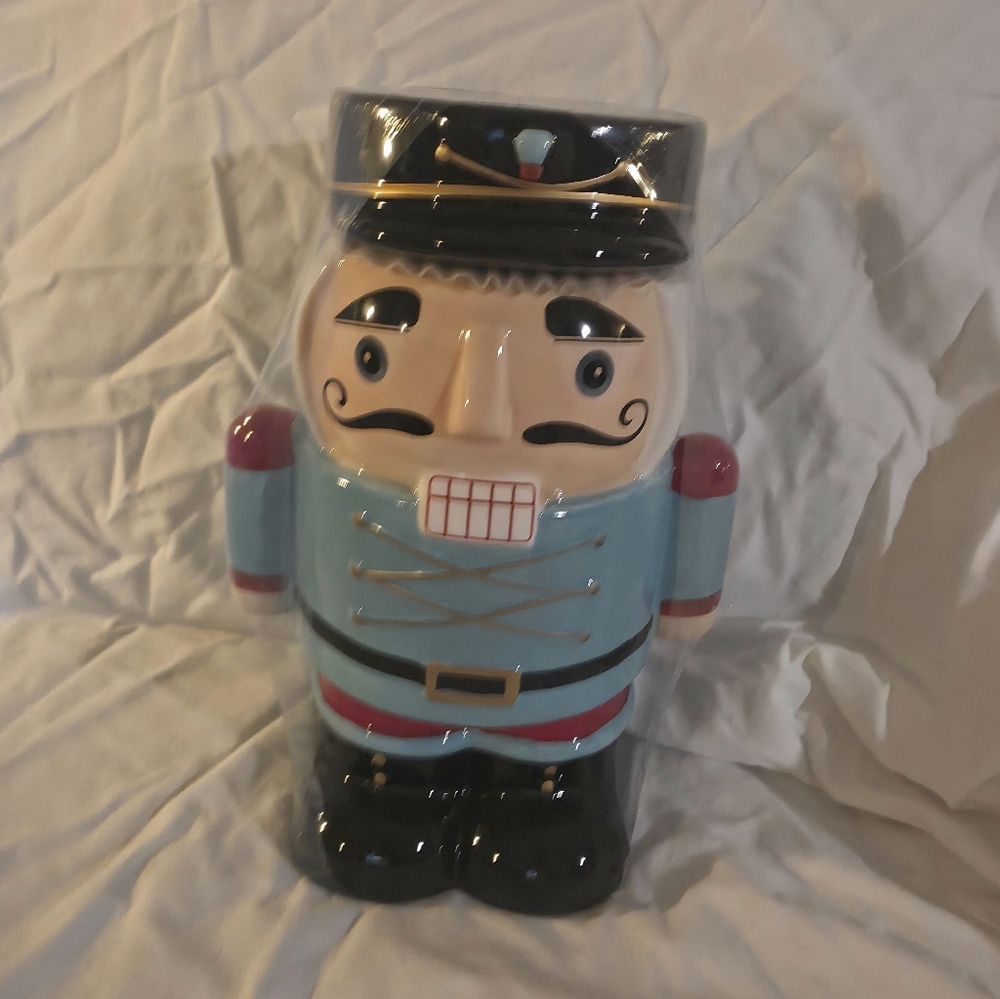Nutcracker Cookie Jar Nwt